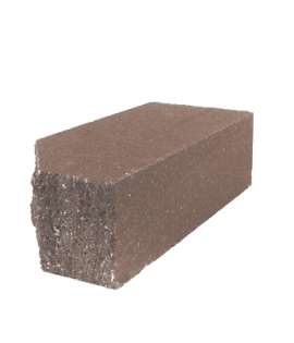 CĂRĂMIDĂ SCAPIȚATĂ LA UN COLȚ