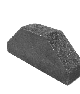 CĂRĂMIDĂ SCAPIȚATĂ LA DOUĂ COLȚURI